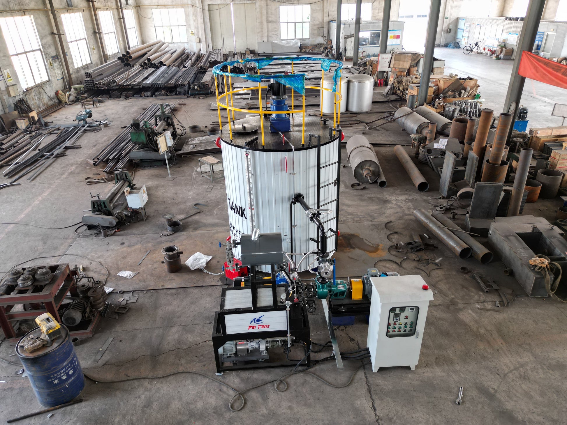 Automatic temperature control panel for polymer modified bitumen production tank